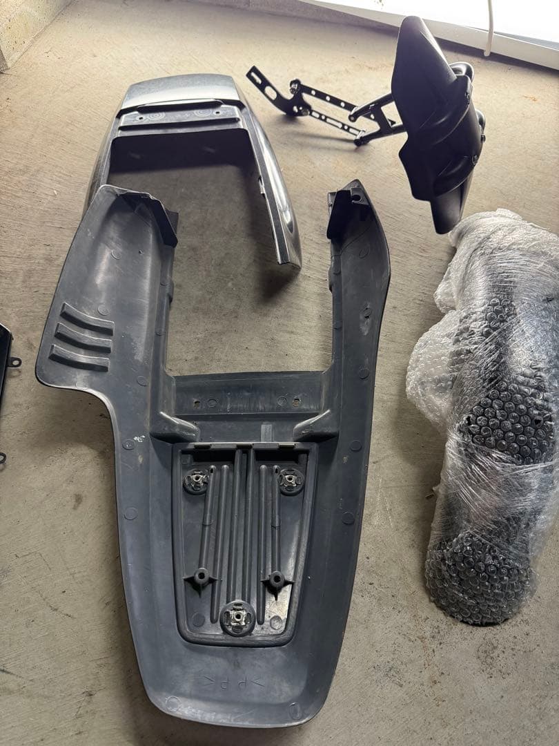 最終値下げ本日までTW225 TW200 テールカウル サイドカバー