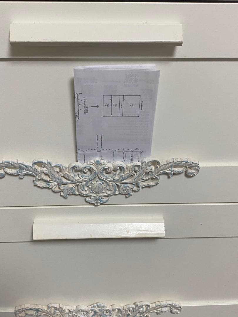 フレンチ お洒落 チェスト♦️ロココ装飾♦️ホワイトシャビー♦️白家具♦️３段♦️送料込