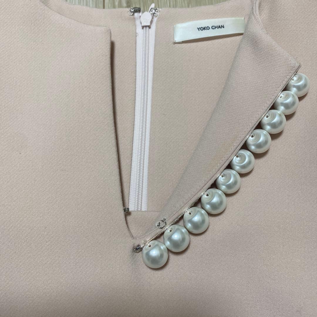 YOKOCHAN パールフリルトップス