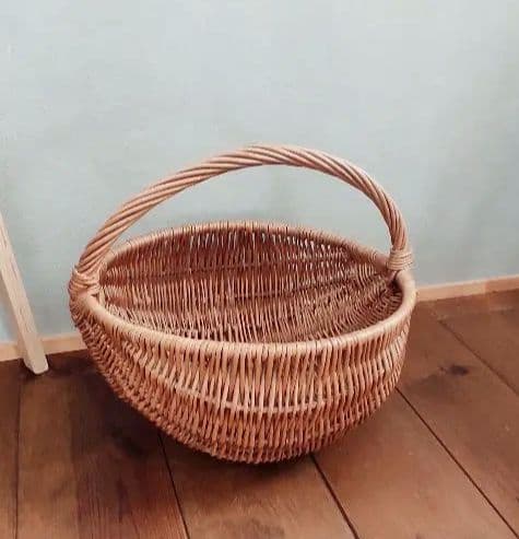 籐製丸型かご　収納かご　大