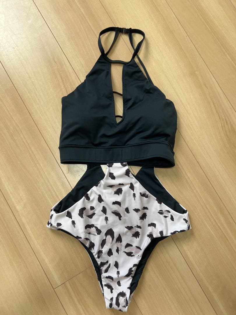 ※最終値下げ　Alexia Stam ワンピース水着 M