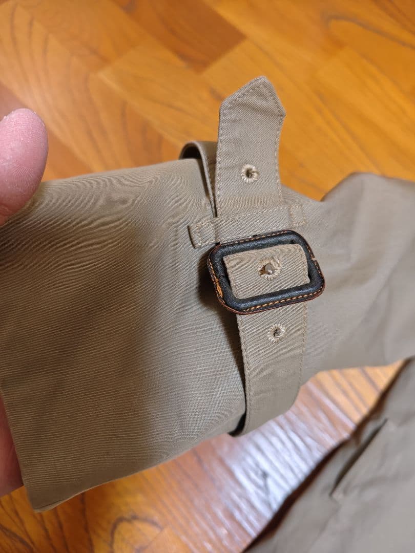 アスナ　Burberry ステンカラーコート