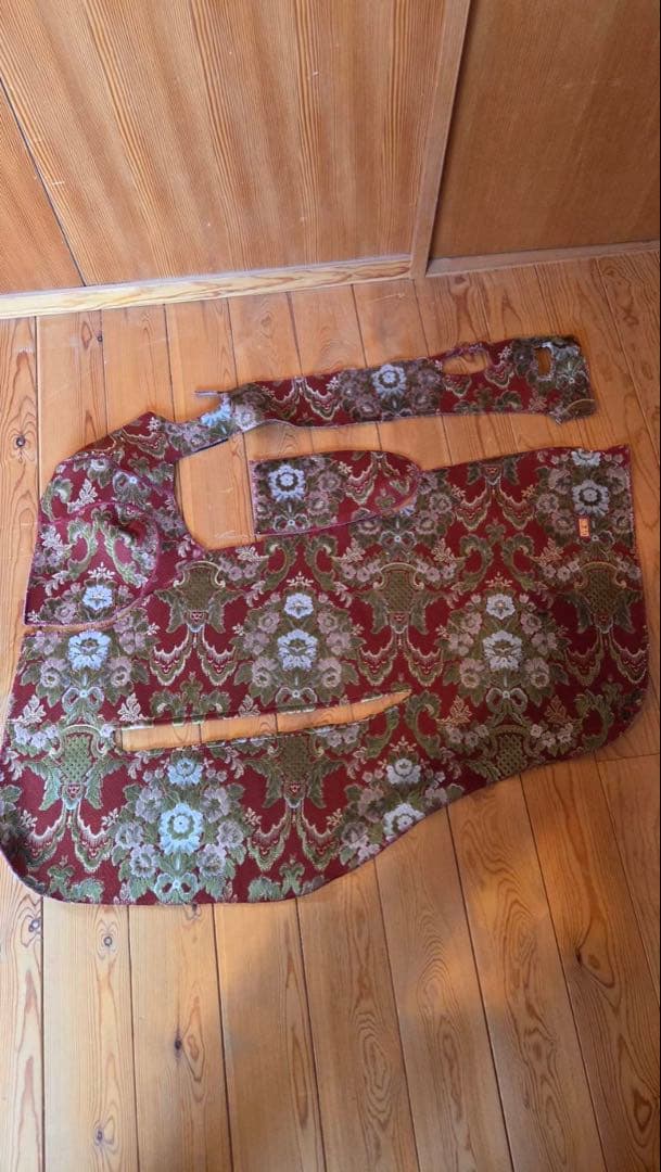 グランドプロフィア　グラプロ　運転席　ドア内張り