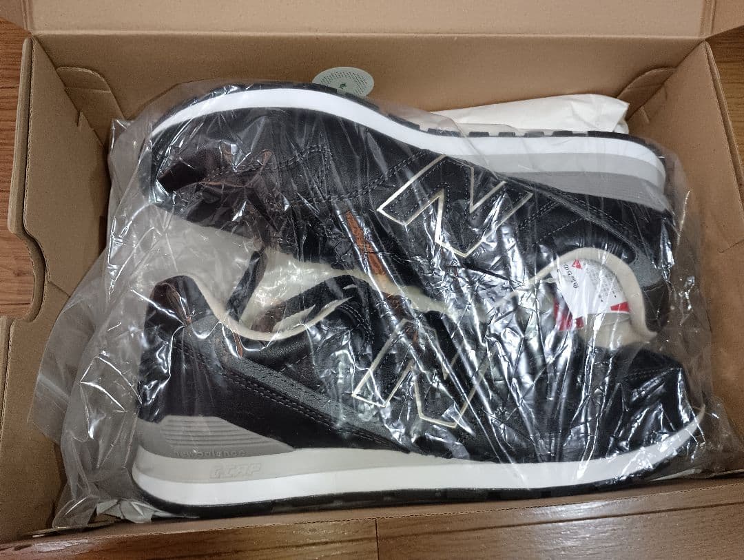 New Balance 996 ブラックレザー スニーカー
