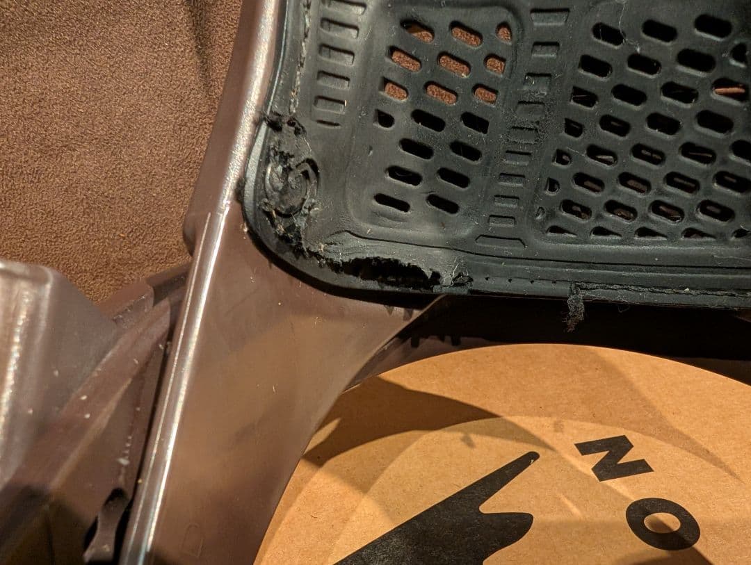 バートン マラビータレザー Re:Flex Мサイズ