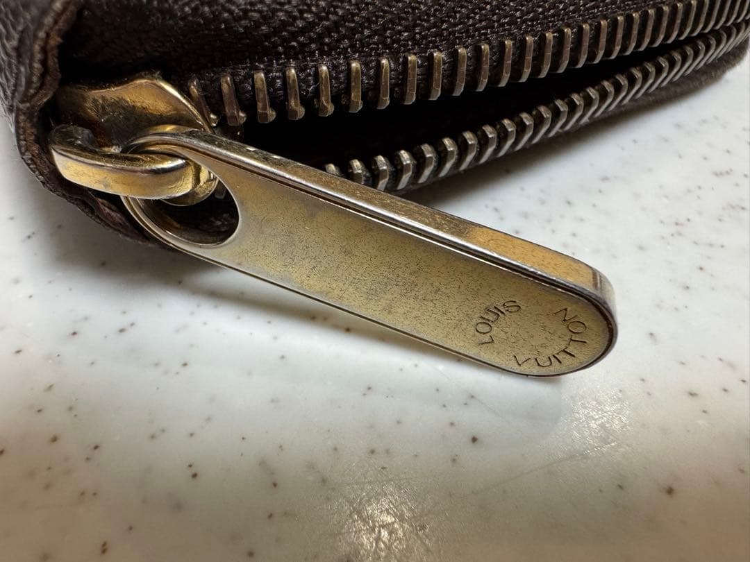 Louis Vuitton（ルイヴィトン）モノグラム ラウンドファスナー 長財布