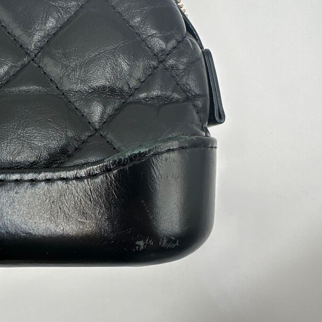 CHANEL マトラッセ　レザーポーチ　ブラック