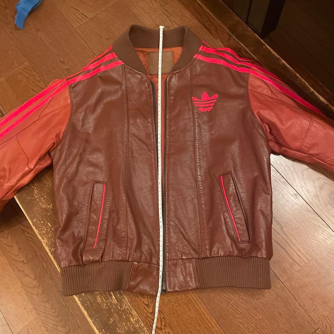 adidas ビンテージ　(本革)レザージャケット　秋セール　22.000円
