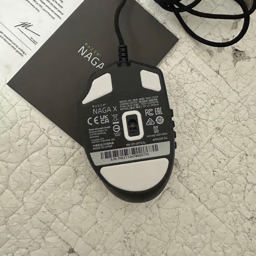 Razer Naga X ゲーミングマウス 有線 MMO向け 美品