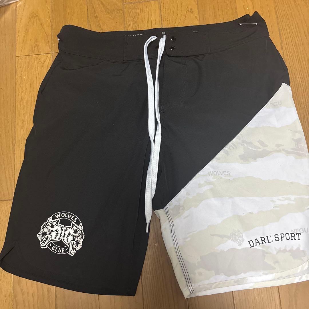 DARC SPORT ダルクスポーツ 28 白黒