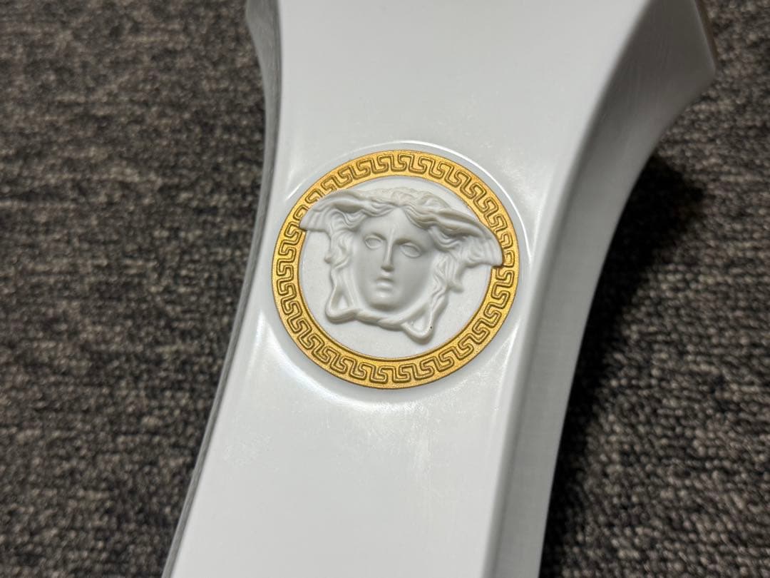 【極美品】 ヴェルサーチ 花瓶 ローゼンタール ゴルゴナ フローレロ