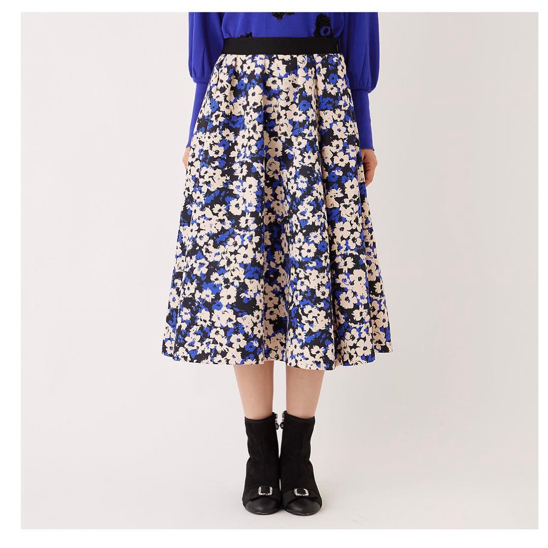 【新品】TO BE CHIC アブストラクトフローラル スカート