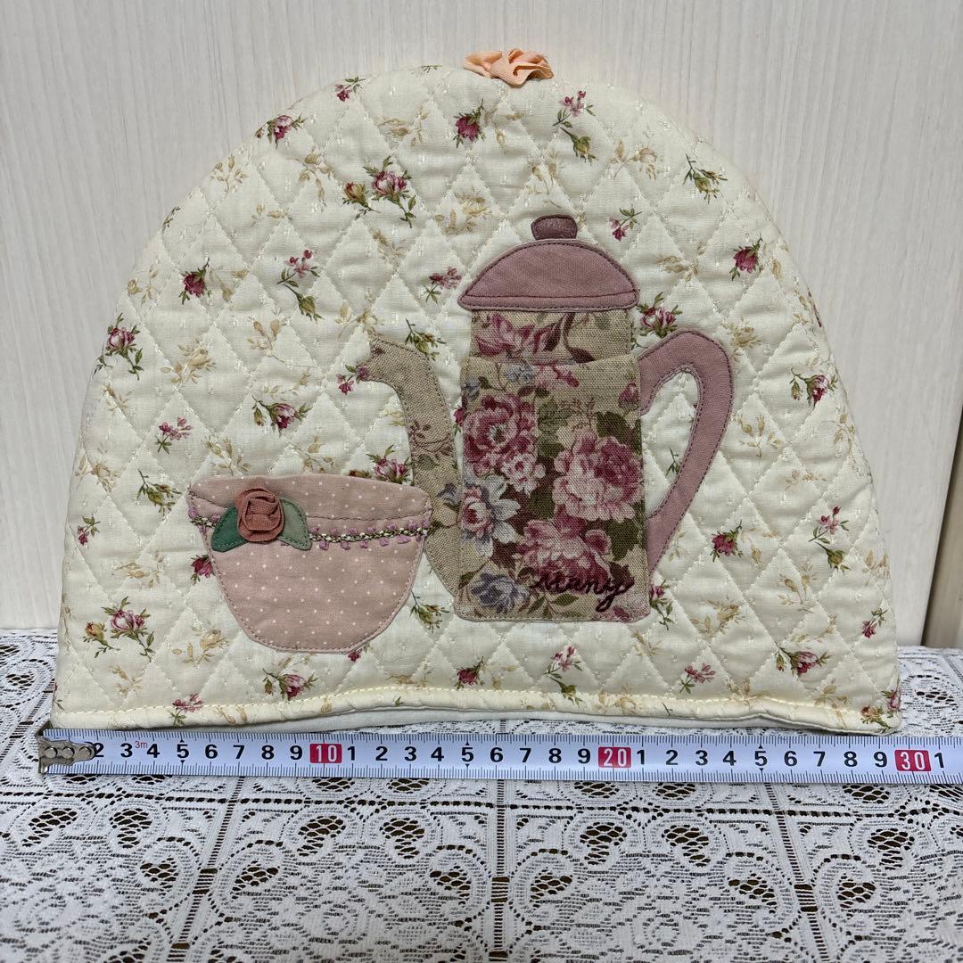 マニー　エプロン&ティーコゼー　コラージュ