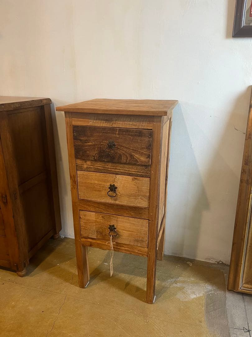 木製　チェスト