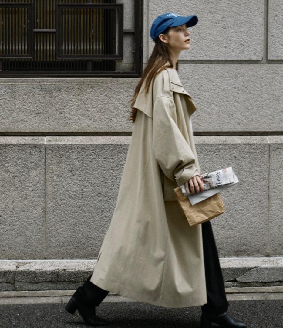 クレドナ　アレンジトレンチコート　ベージュ オーバーサイズ