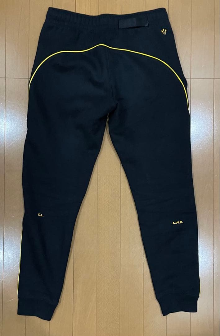 NIKE NOCTA Sセットアップ　パーカー×パンツ　ブラック × イエロー