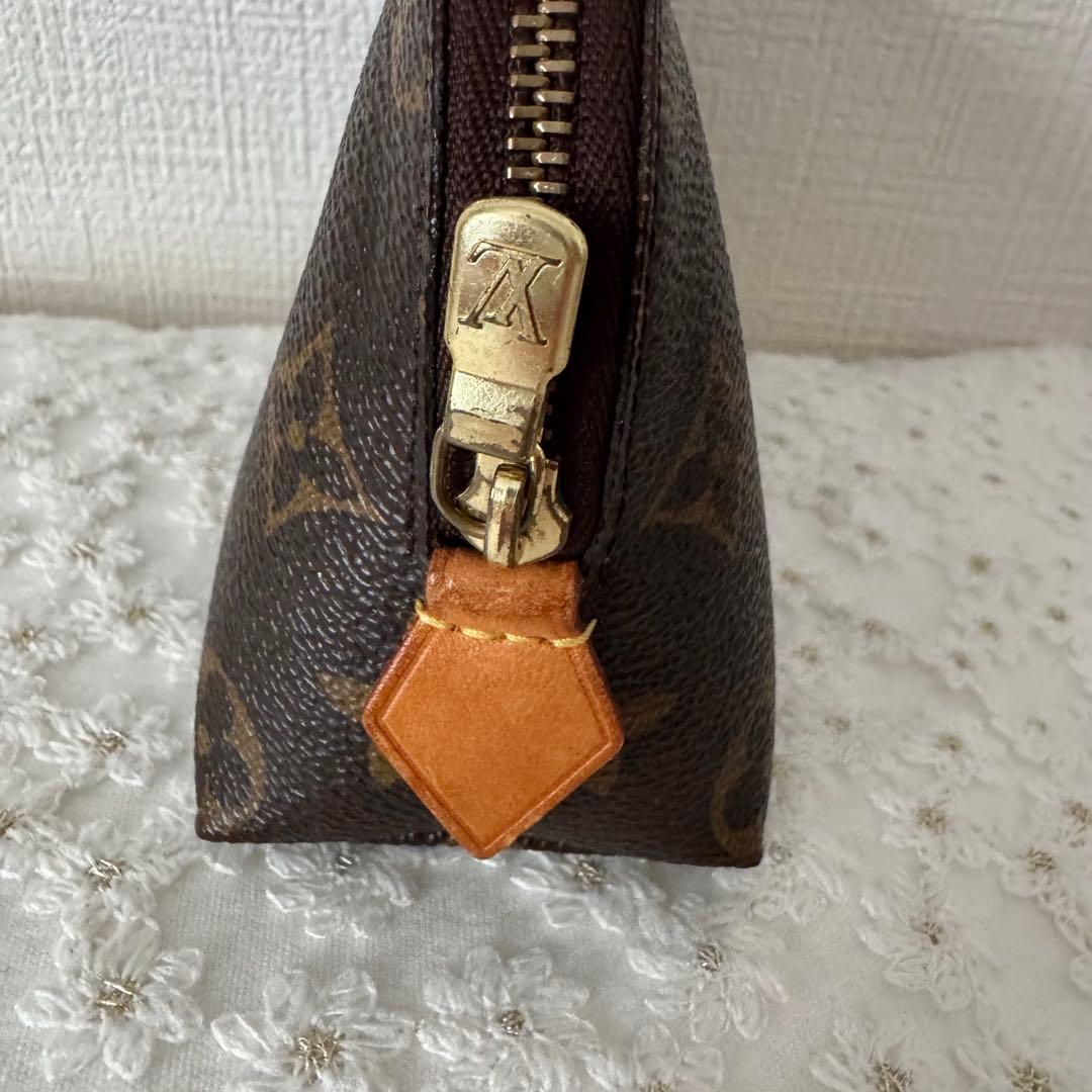 ヴィトンルイヴィトン ポーチ ポシェット コスメティック モノグラム