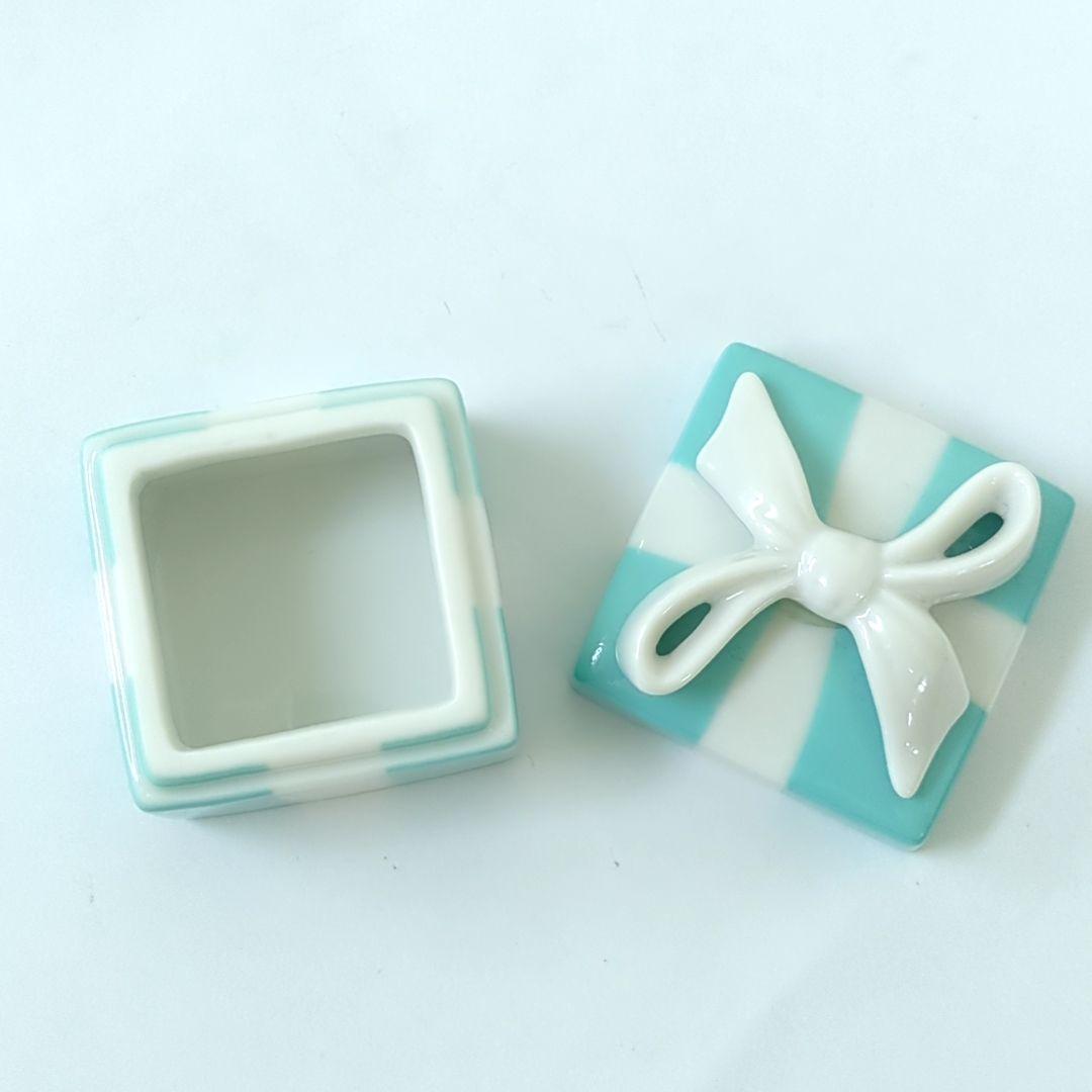 ティファニー ミニ ジュエリーケース 陶器 ブルー Tiffany