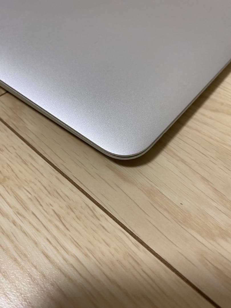 MacBook Air 2017 ジャンク品 内蔵SSD認識不可 電源OK
