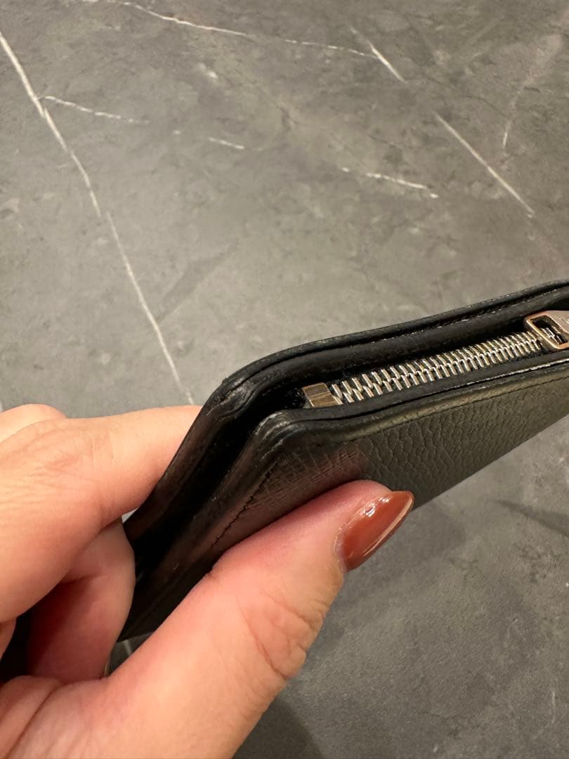 正規品　ルイヴィトン　ポルトフォイユ　アメリゴ　タイガ　二つ折り財布