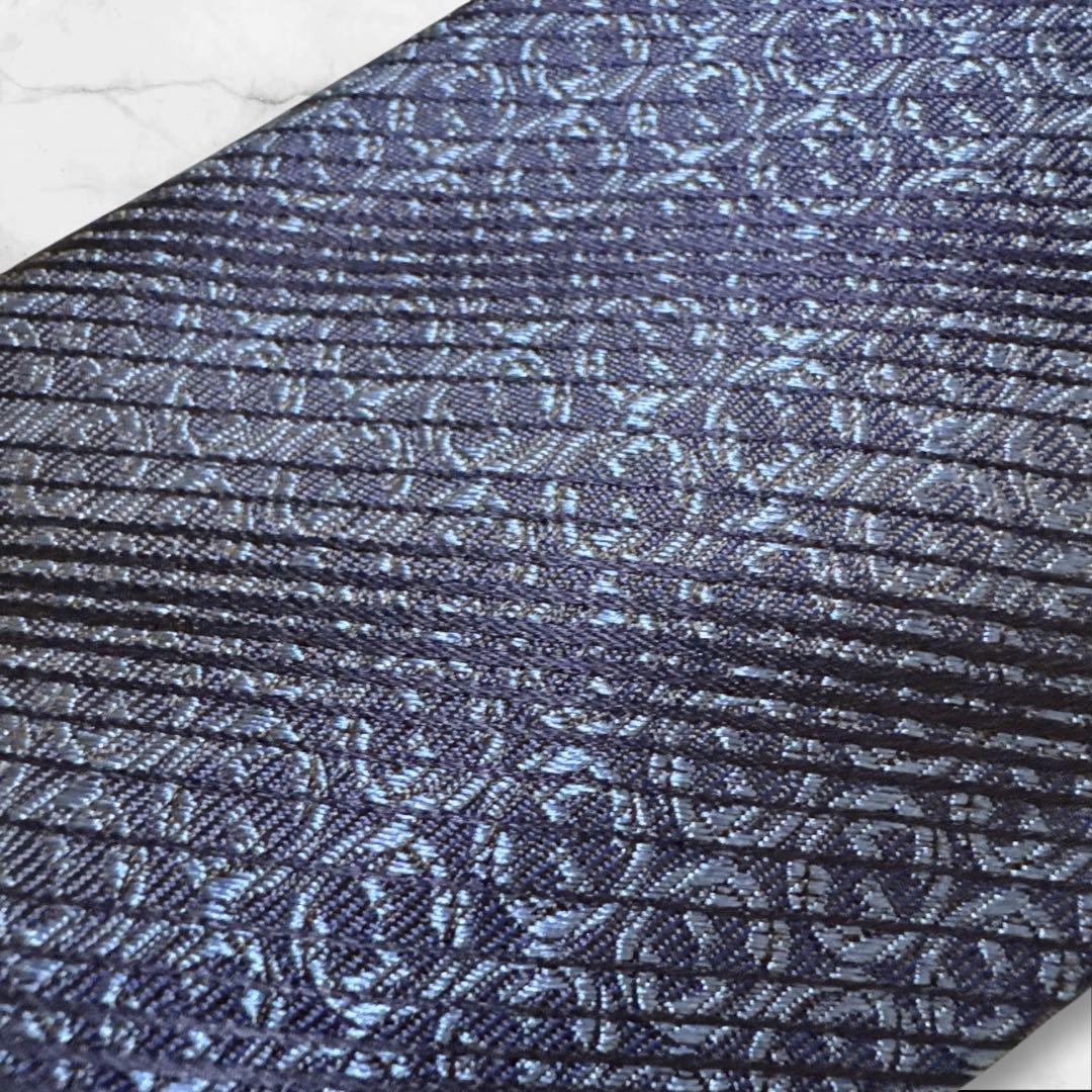 【タグ付き】GUCCI ネイビー インターロッキング ネクタイ　レジメンタル