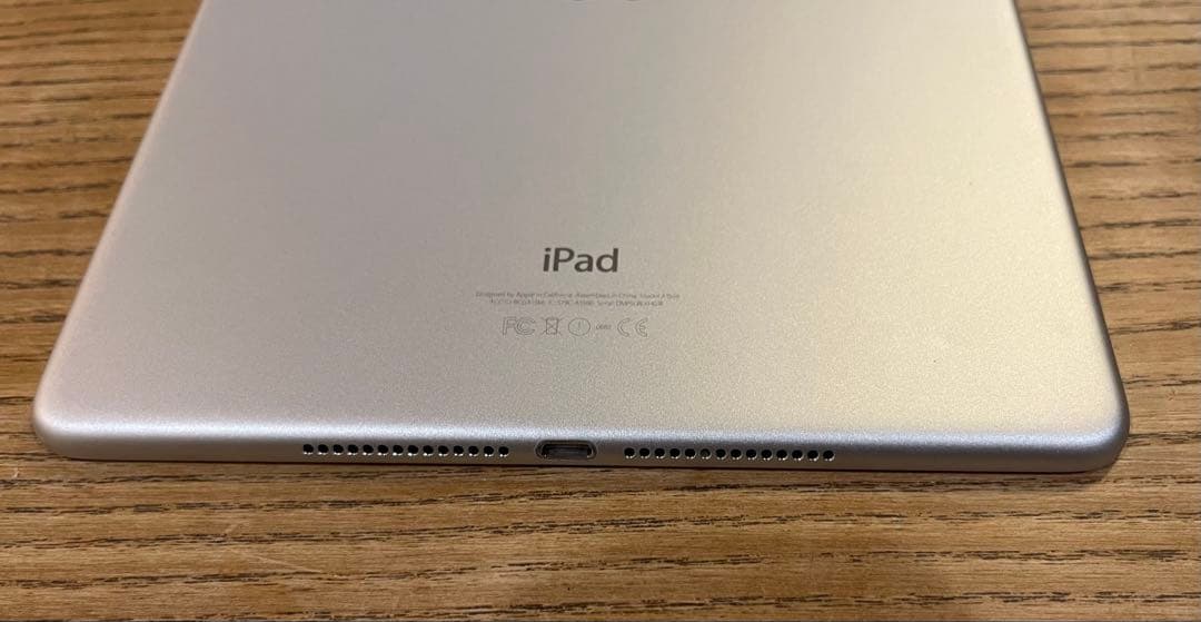 Apple iPad Air 2 32GB バッテリー新品交換済み