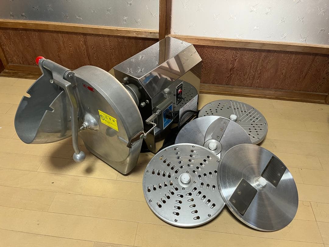 大道　オオミチ　業務用野菜スライサーOMV-300D 100v 4種刃付き動作品