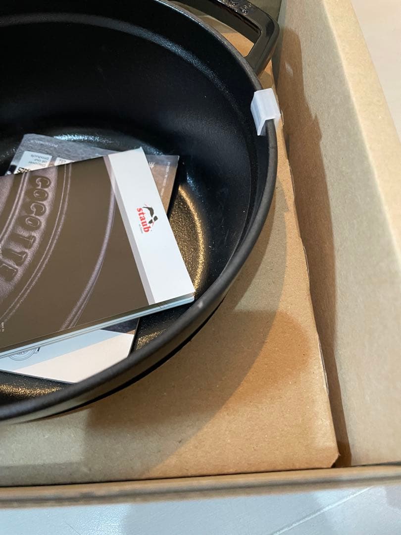 新品　ストウブ　シャイニーブラック