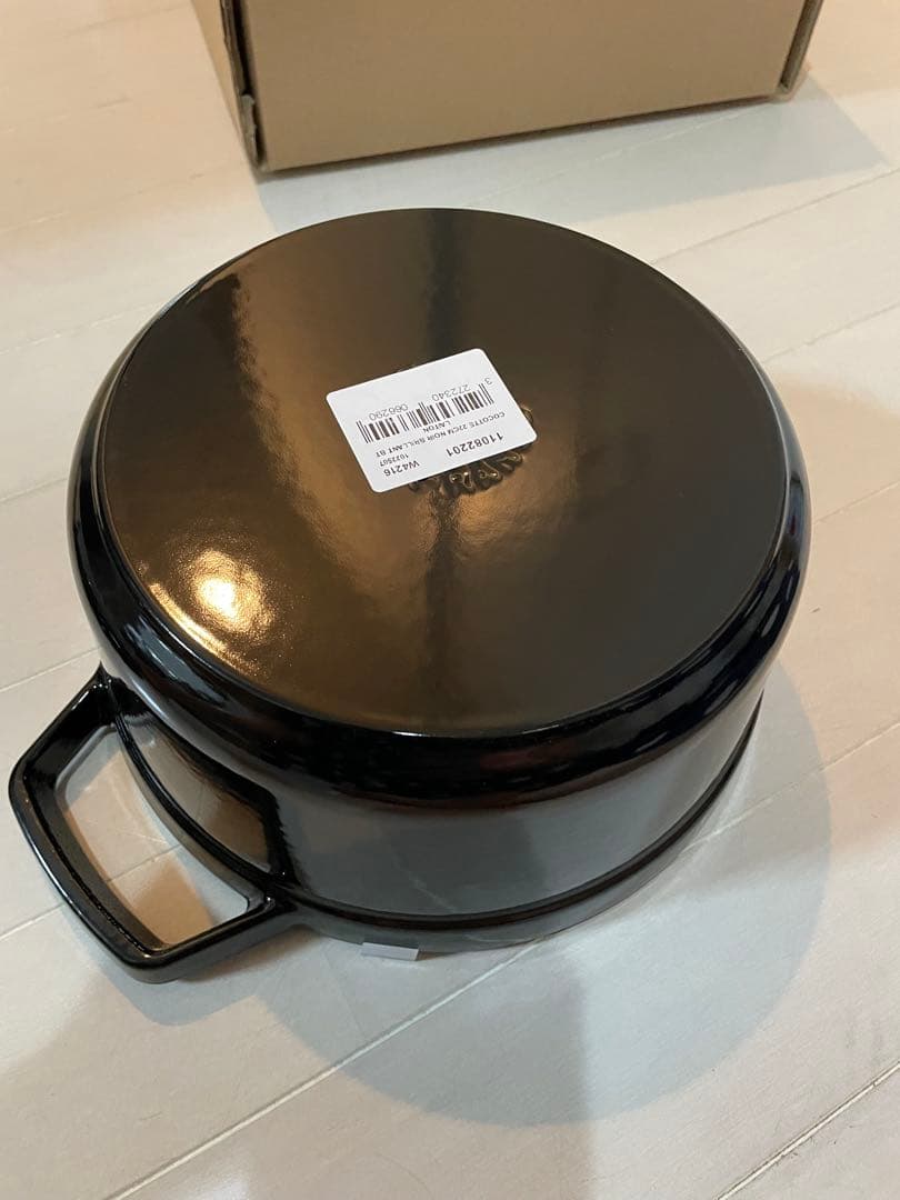 新品　ストウブ　シャイニーブラック