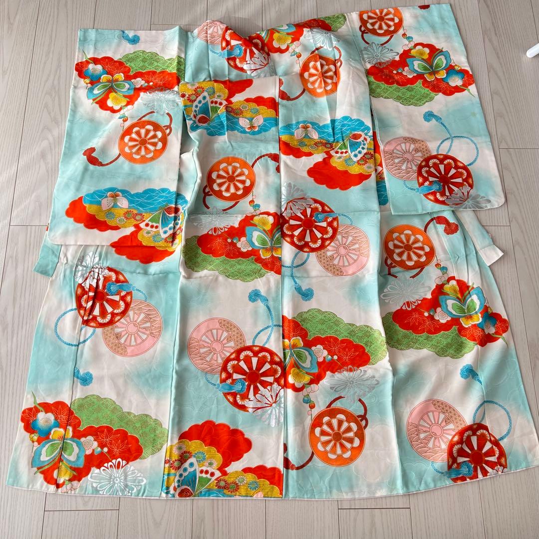 子供　セミアンティーク着物　七五三　水色　蝶々　7歳