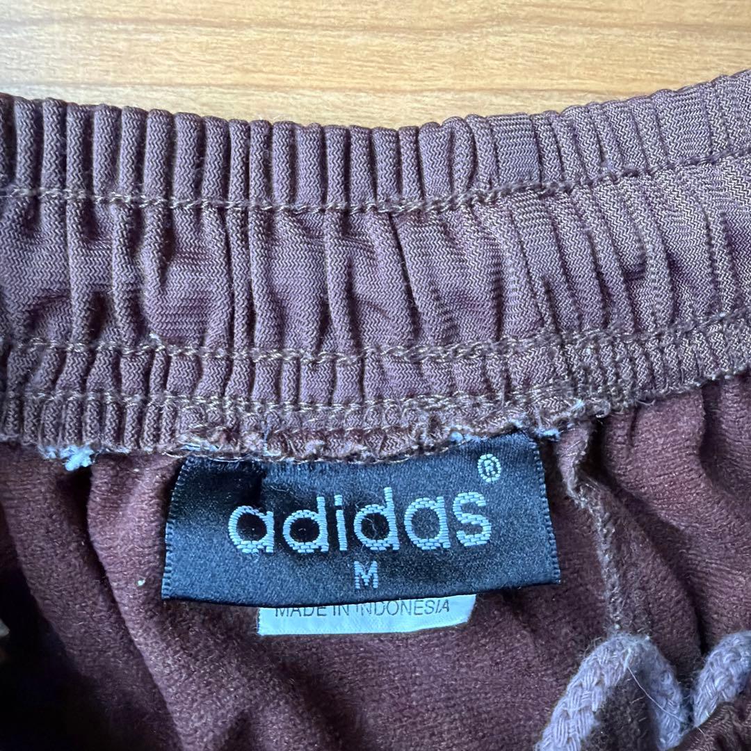 adidas トラックパンツ 80s 在原みゆ紀 茶色