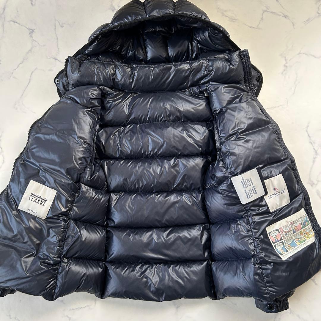 極美品 モンクレール ダウンジャケット ワッペン フード BERRE ベール