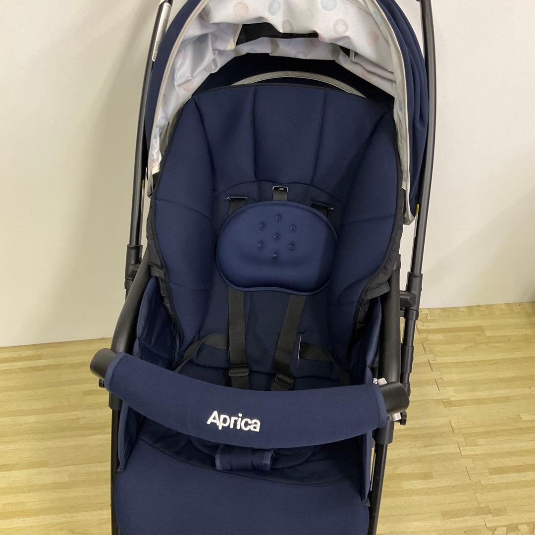 美品！アップリカ 超軽量ベビーカー カルーンエアー AB カラフルドットネイビー