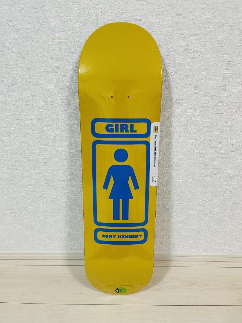 台湾製無地黒デッキテープ付きGIRL ガール　8.0デッキ