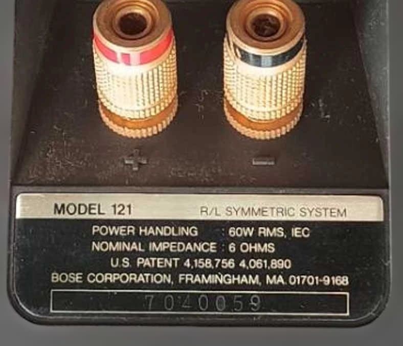 BOSE　MODEL121 専用ブランケット付　スピーカーペア 美品