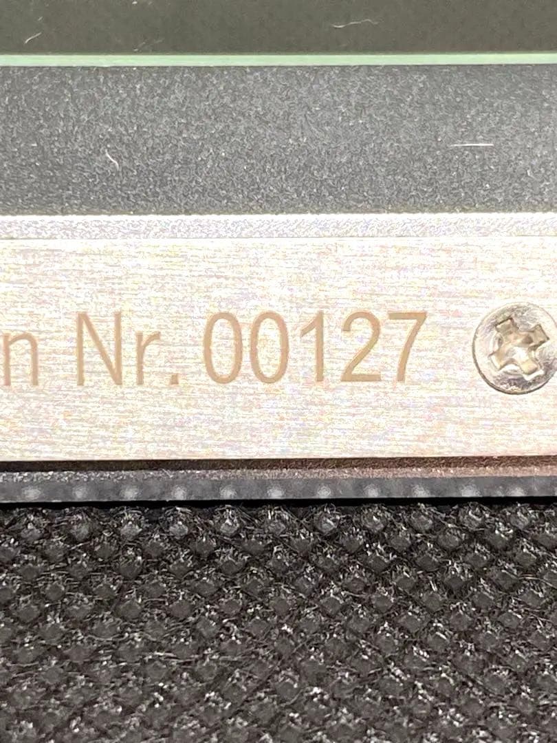 スワロフスキー 「40 year 911 Limited Edition」