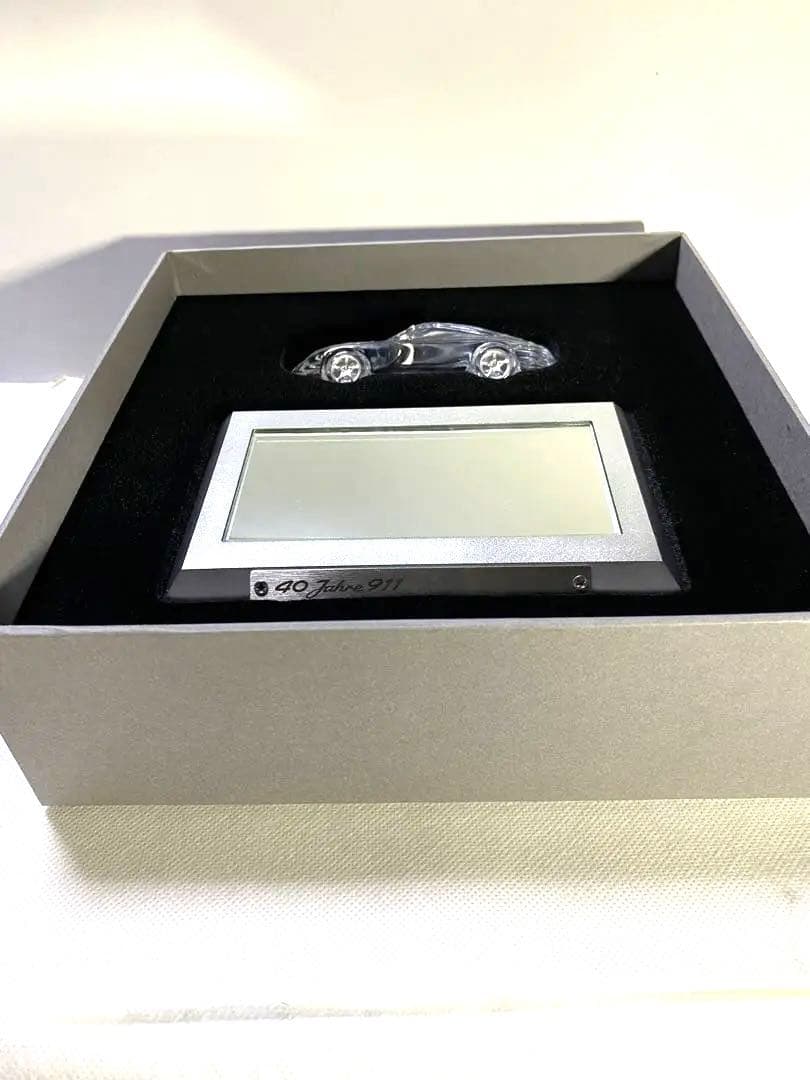 スワロフスキー 「40 year 911 Limited Edition」