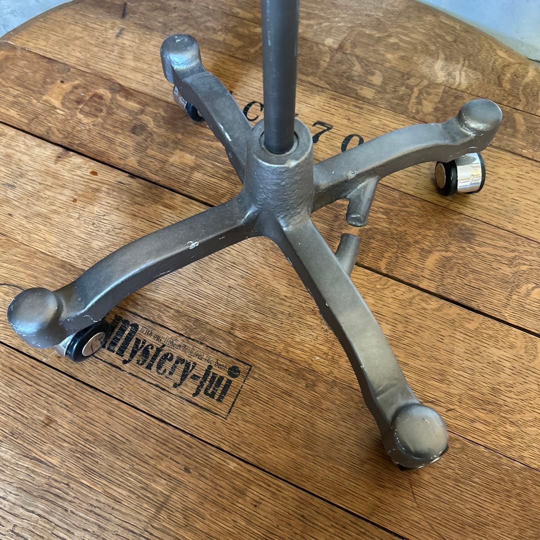 インダストリアル サークルハンガー アイアンラック シャビー ヴィンテージ