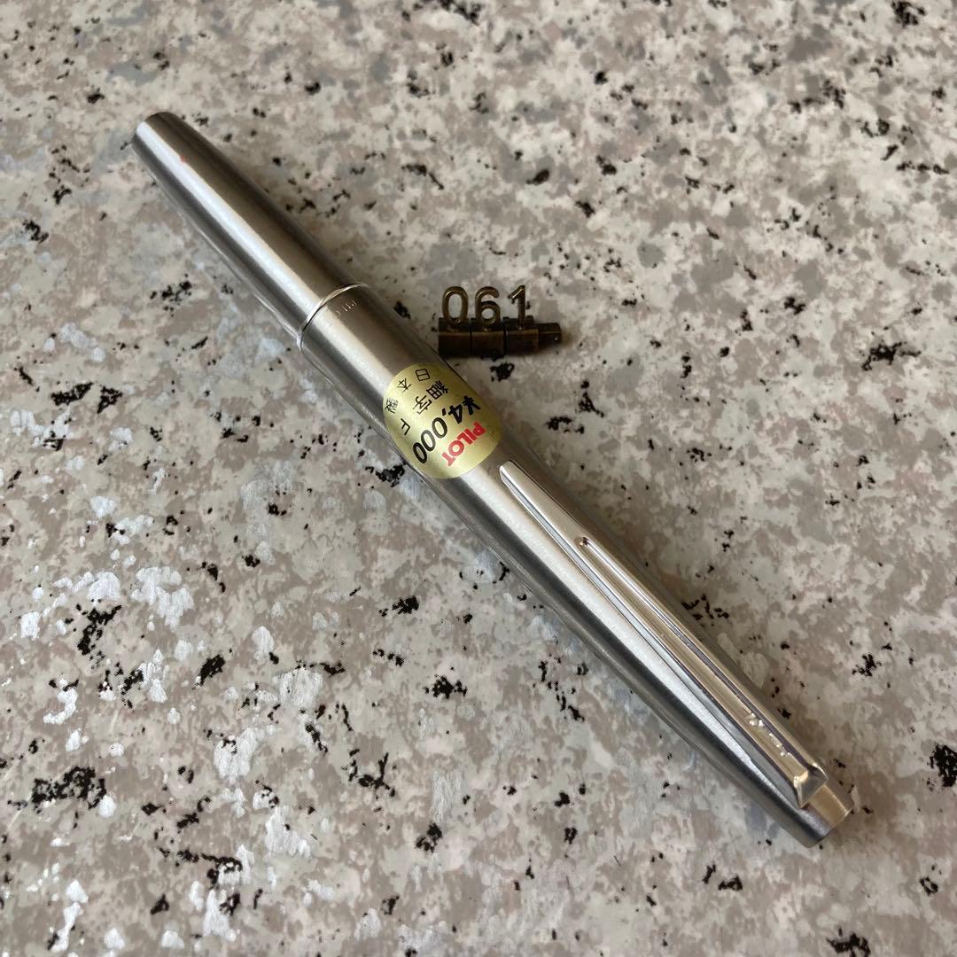 #061 オーバーホール済み 万年筆 PILOT パイロット 14k
