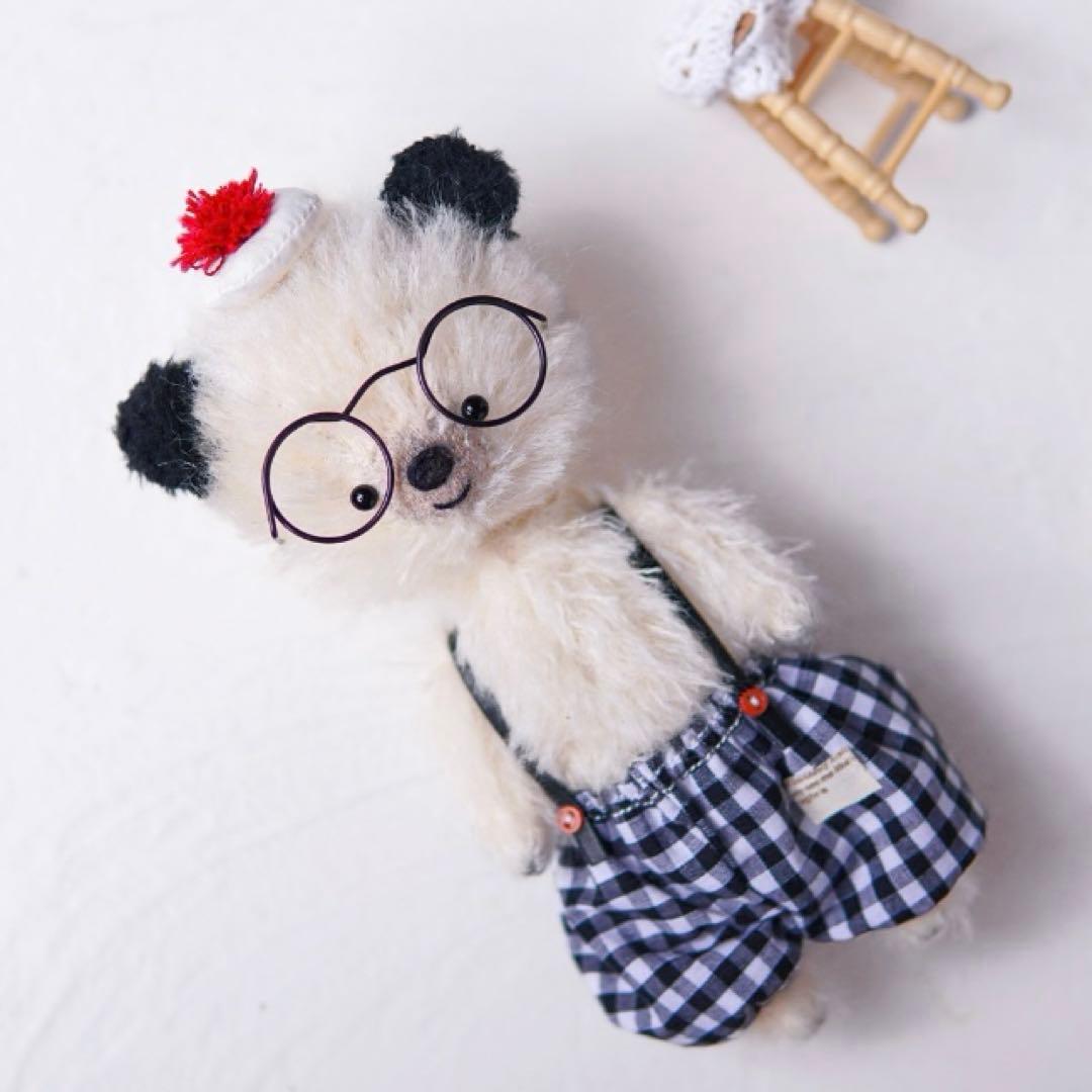微笑む黒ミミちゃん くま 熊 テディベア 海外作家様 ぬいぐるみ
