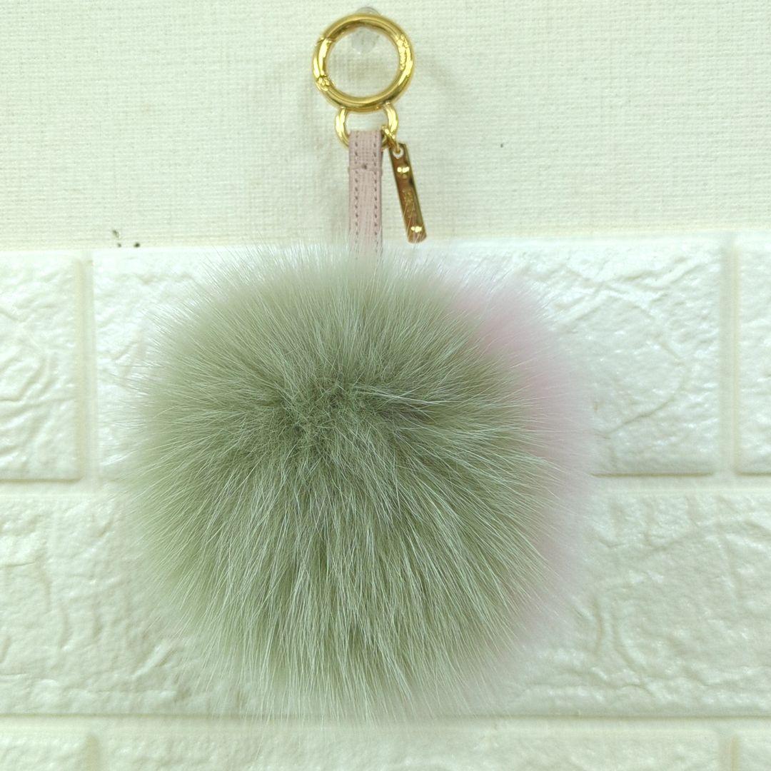 フェンディ FENDI キーホルダー チャーム ポンポン フォックスファー