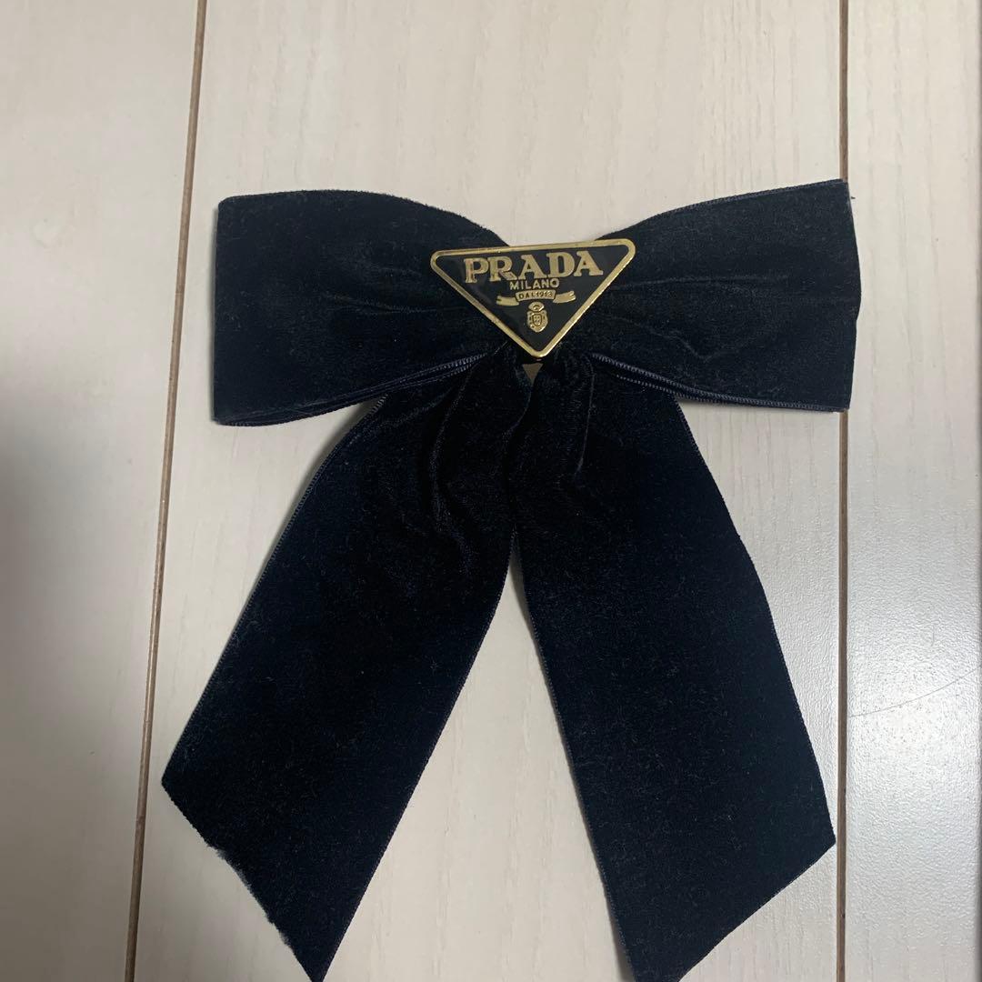 A*様 PRADA ブラック リボンヘアピン