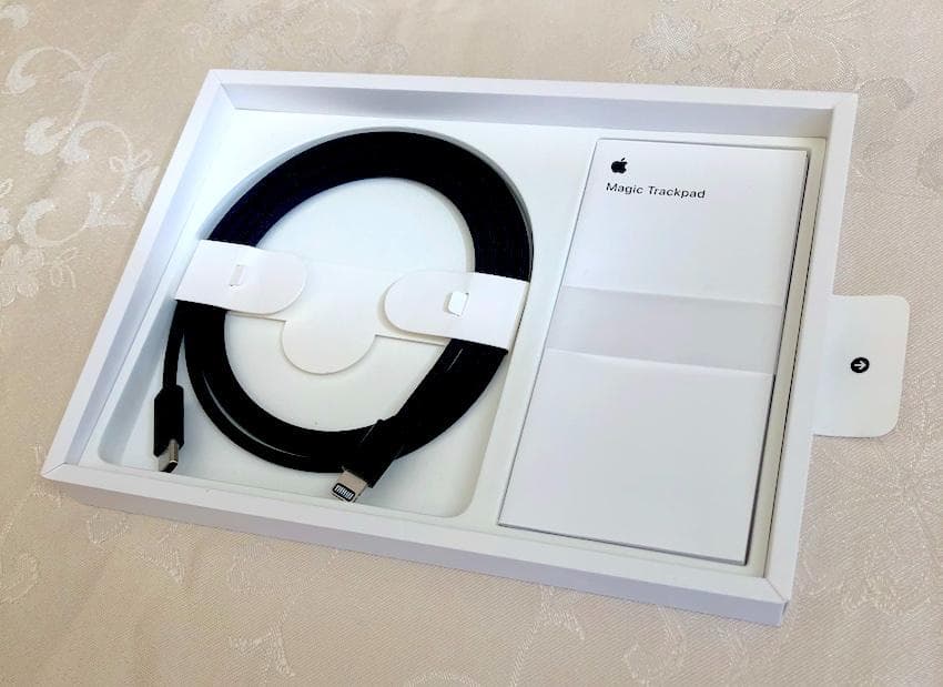 極上優良品｜ブラック｜Magic Trackpad 3｜Apple｜純正｜正規品