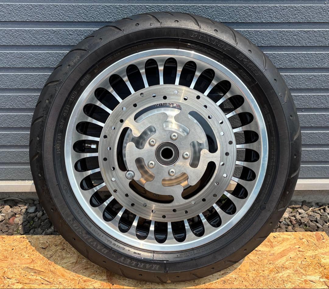 年末在庫処分　ハーレーダビッドソン　ツーリングモデルバリ溝　中古ディスク付き！