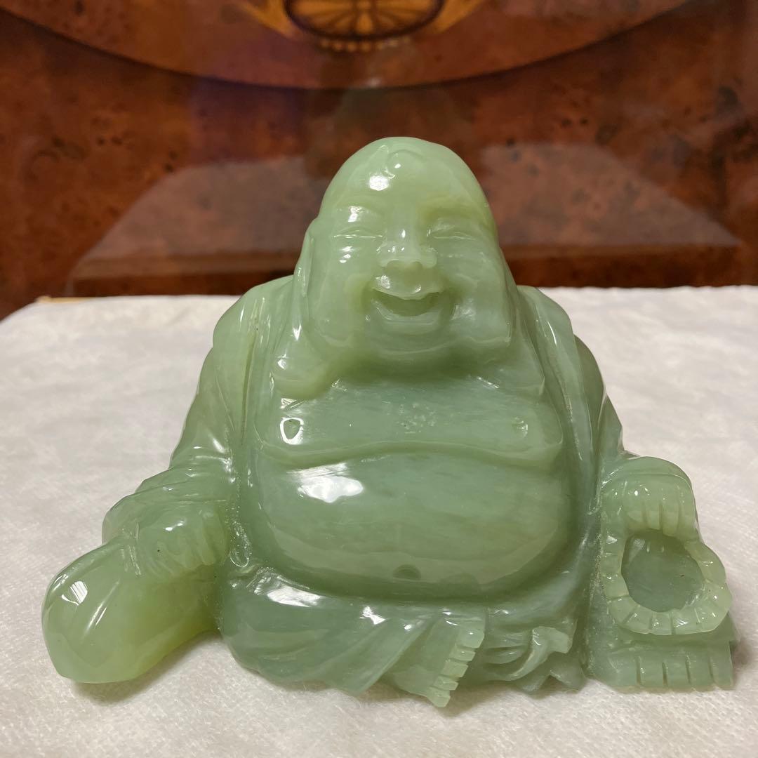 福を呼ぶ縁起物❗️翡翠の布袋像・中国翡翠工芸品専門店での購入品