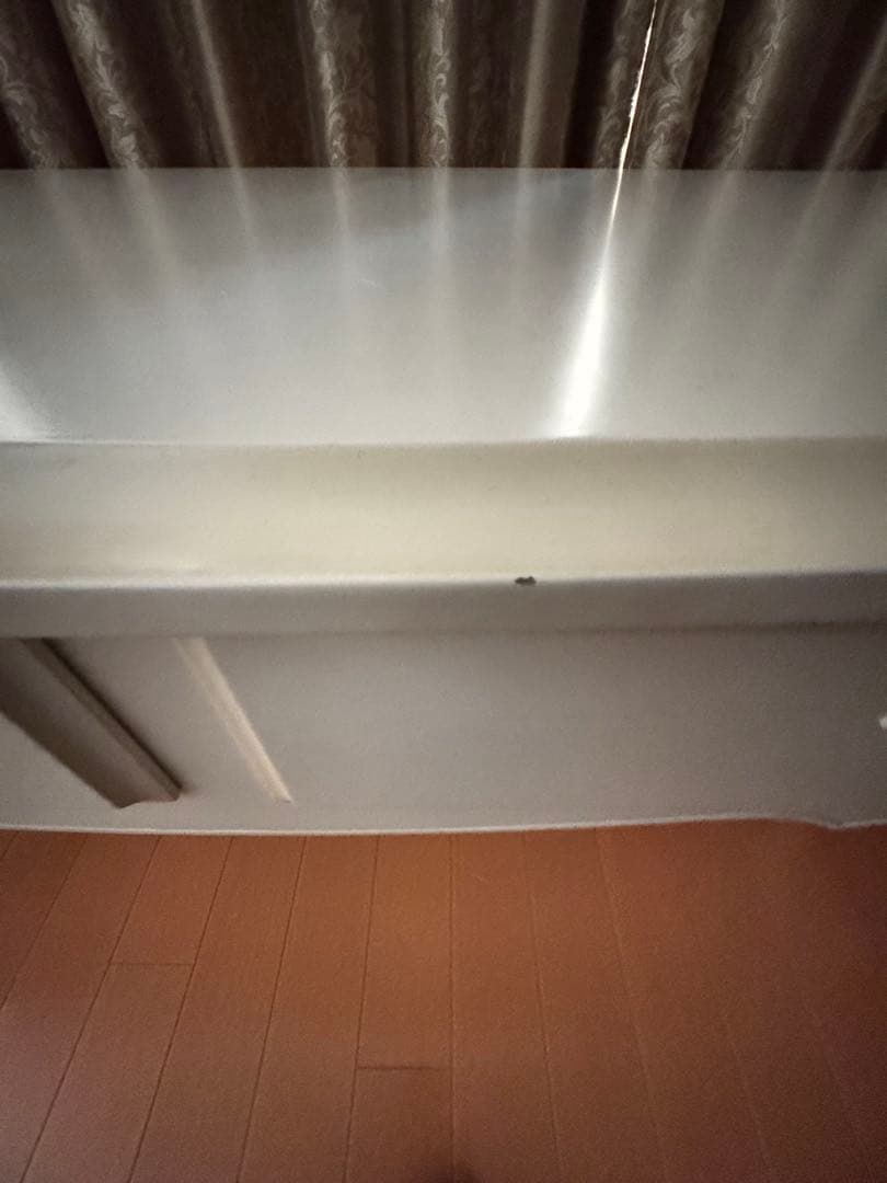 【年内出品終了】ローラアシュレイ　リビングテーブル