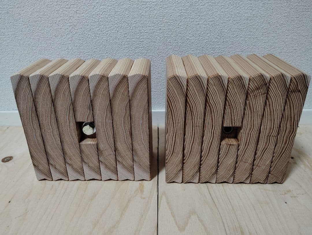 籾摺り機(小型、回転軸ボルトタイプ)