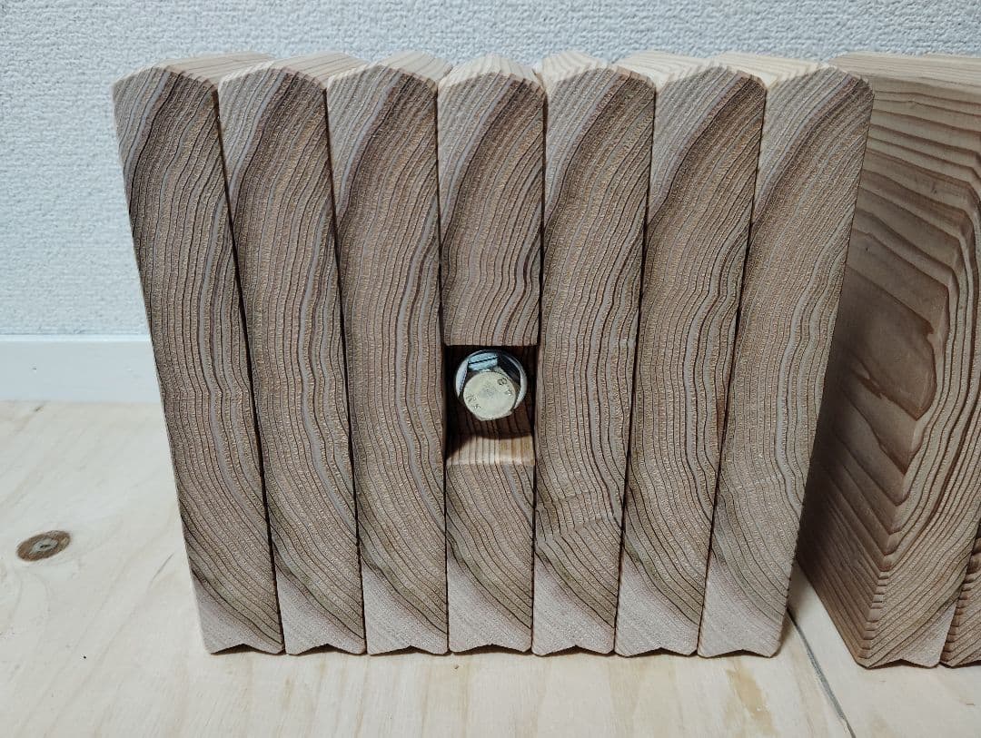 籾摺り機(小型、回転軸ボルトタイプ)