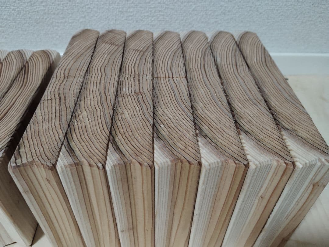 籾摺り機(小型、回転軸ボルトタイプ)