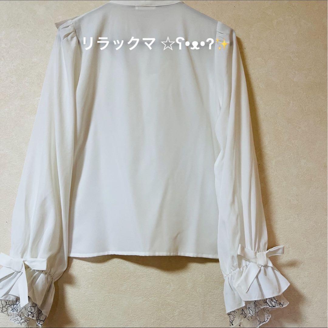 axes femme 小公女ワンピース　ジャンスカ リボンブローチ　ブラウス